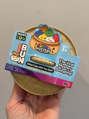 Crazy Fun Rainbow Mystery Squishy Dumpling!